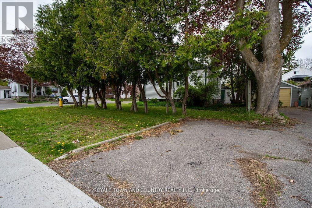 32 Adelaide Street S, Kawartha Lakes (Lindsay), Ontario  K9V 3J7 - Photo 25 - X12191882