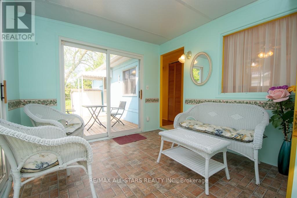 14 Hill Street, Kawartha Lakes (Lindsay), Ontario  K9V 4R1 - Photo 17 - X12192150