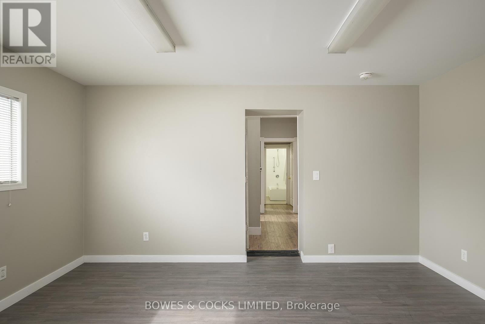 260 Stewart Street, Peterborough Central (North), Ontario  K9J 3M9 - Photo 13 - X12192178