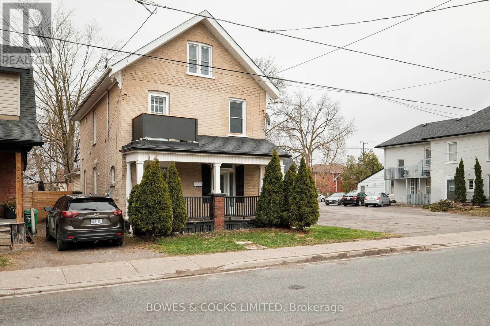 260 Stewart Street, Peterborough Central (North), Ontario  K9J 3M9 - Photo 2 - X12192178