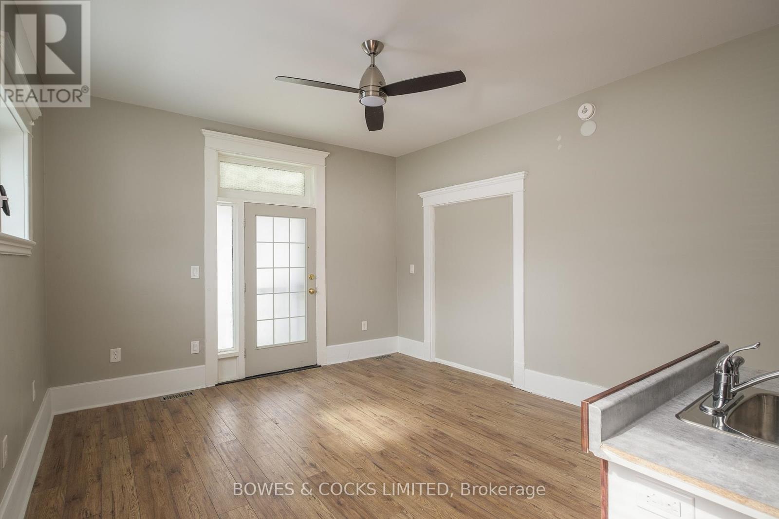260 Stewart Street, Peterborough Central (North), Ontario  K9J 3M9 - Photo 6 - X12192178