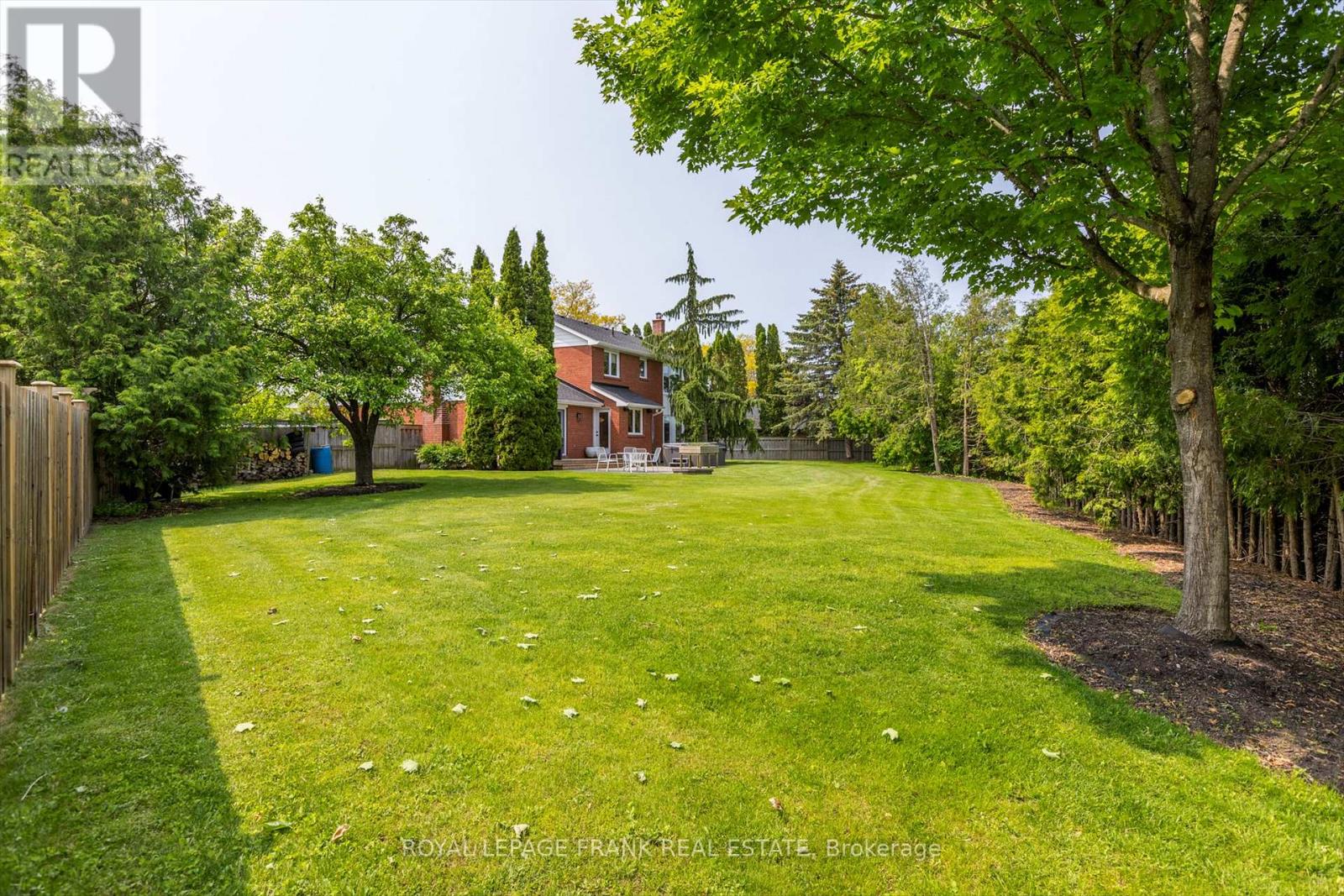 1683 Champlain Drive, Peterborough North (University Heights), Ontario  K9L 1W2 - Photo 44 - X12192330