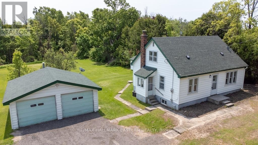 2449 Lansdowne Street W, Cavan Monaghan (Cavan-Monaghan), Ontario  K9J 6X4 - Photo 35 - X12192373