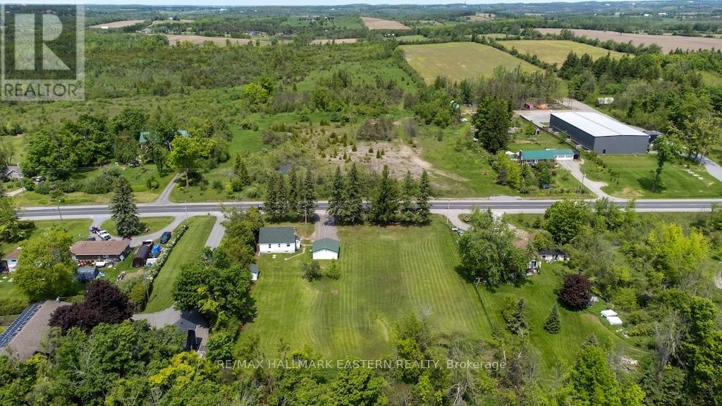 2449 Lansdowne Street W, Cavan Monaghan (Cavan-Monaghan), Ontario  K9J 6X4 - Photo 45 - X12192373