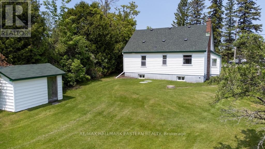 2449 Lansdowne Street W, Cavan Monaghan (Cavan-Monaghan), Ontario  K9J 6X4 - Photo 5 - X12192373