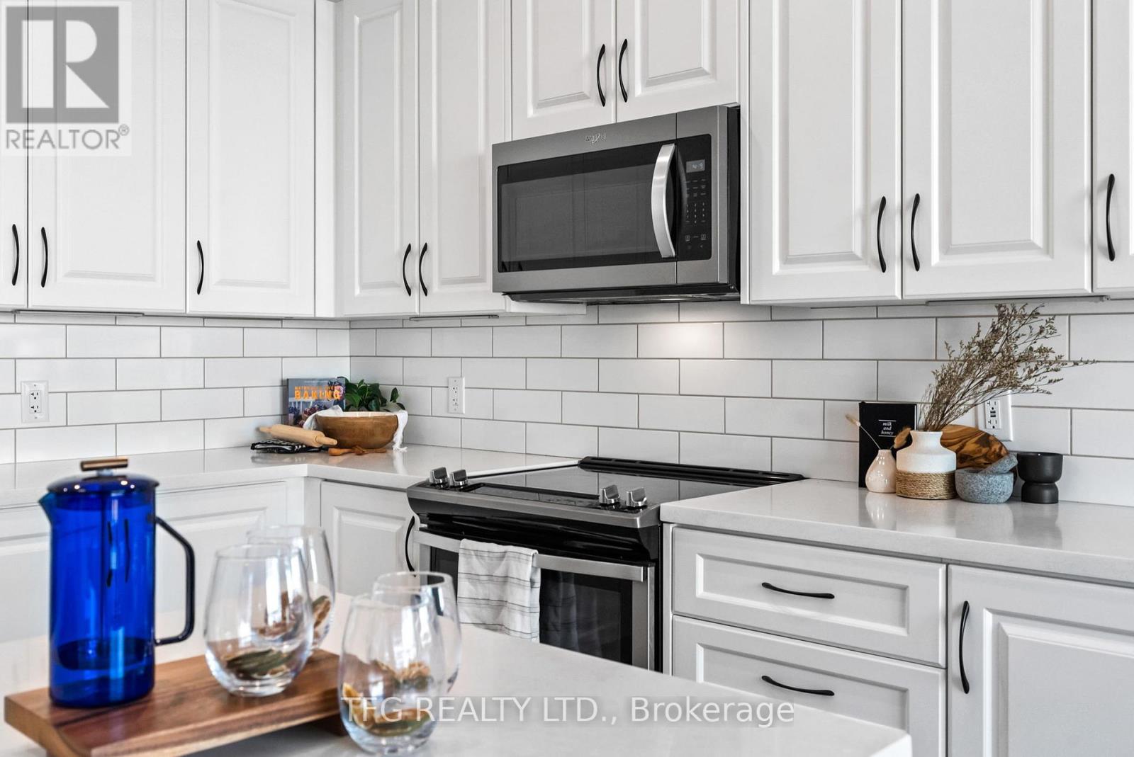 522 Macintosh Grove, Peterborough North (North), Ontario  K9H 0K1 - Photo 12 - X12192443