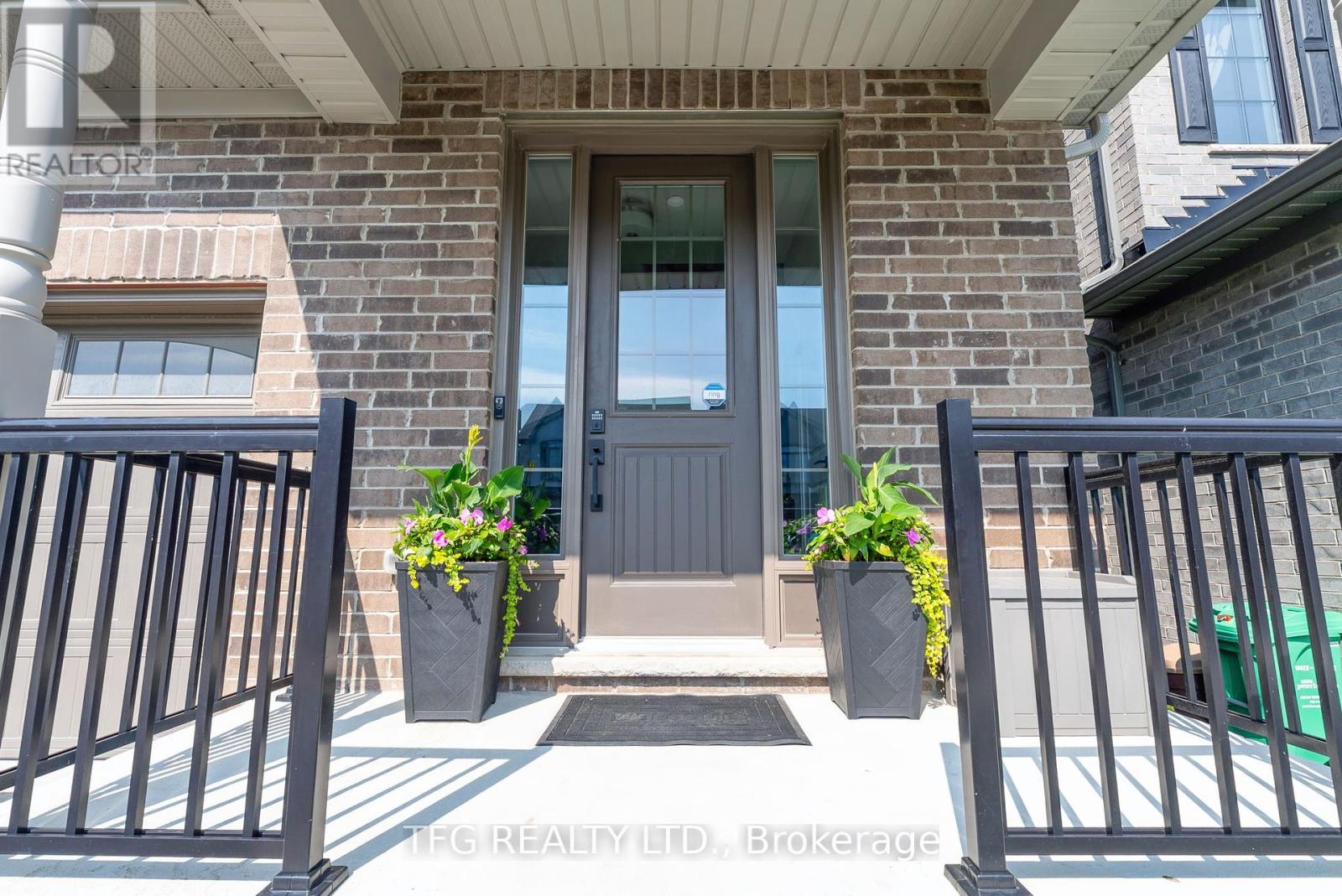 522 Macintosh Grove, Peterborough North (North), Ontario  K9H 0K1 - Photo 2 - X12192443