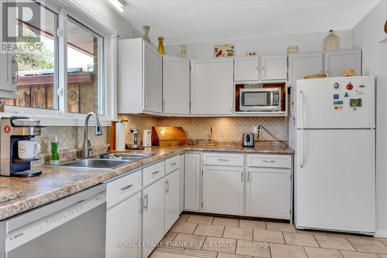 1410 Morton Line, Cavan Monaghan (Cavan Twp), Ontario  L0A 1C0 - Photo 12 - X12192736