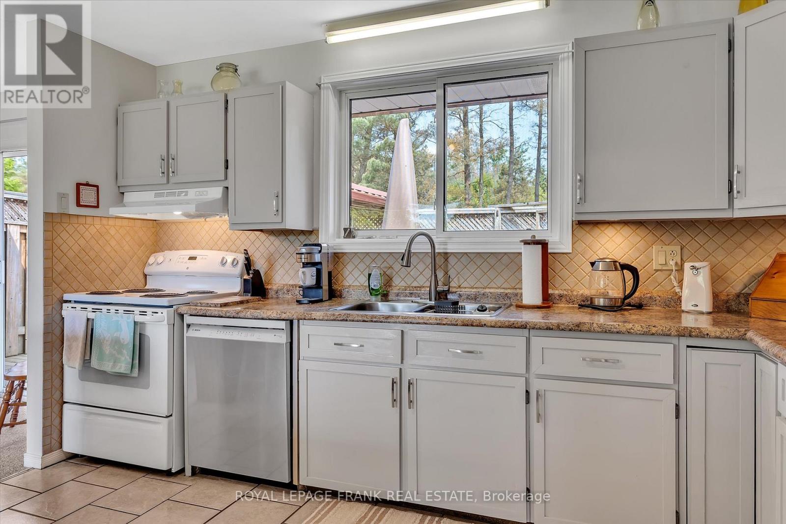 1410 Morton Line, Cavan Monaghan (Cavan Twp), Ontario  L0A 1C0 - Photo 14 - X12192736
