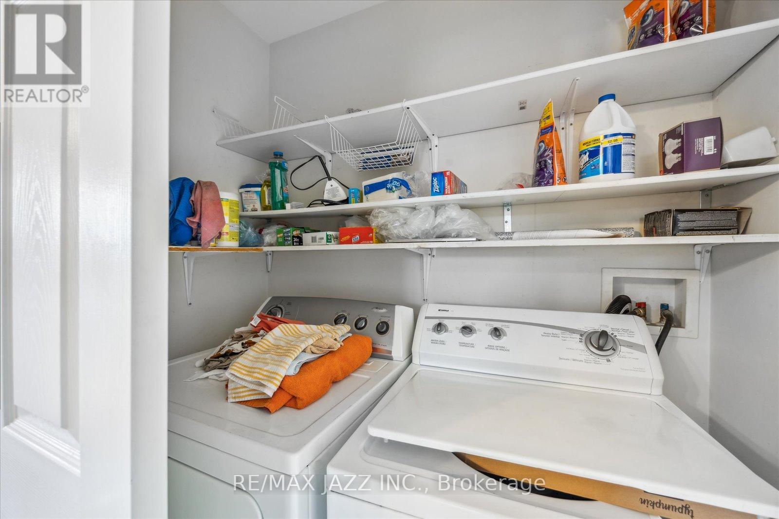 39 Mcgibbon Boulevard, Kawartha Lakes (Lindsay), Ontario  K9V 6G4 - Photo 10 - X12192979