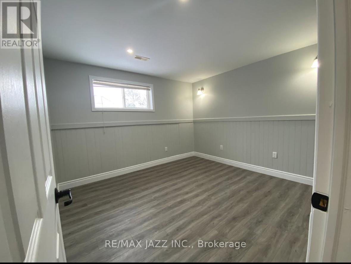39 Mcgibbon Boulevard, Kawartha Lakes (Lindsay), Ontario  K9V 6G4 - Photo 19 - X12192979