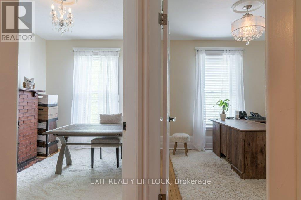 141 Hunter Street E, Peterborough East (Central), Ontario  K9H 1G7 - Photo 9 - X12193036