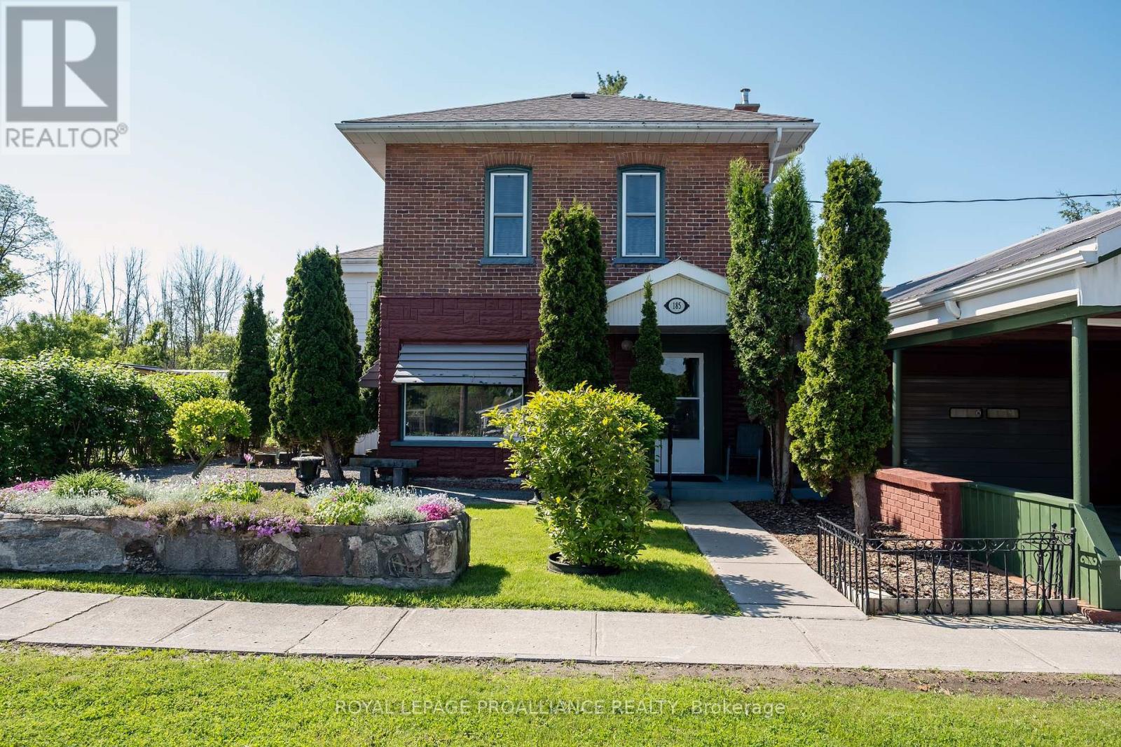 185 Wallace Street, Trent Hills (Campbellford), Ontario  K0L 1L0 - Photo 2 - X12193134