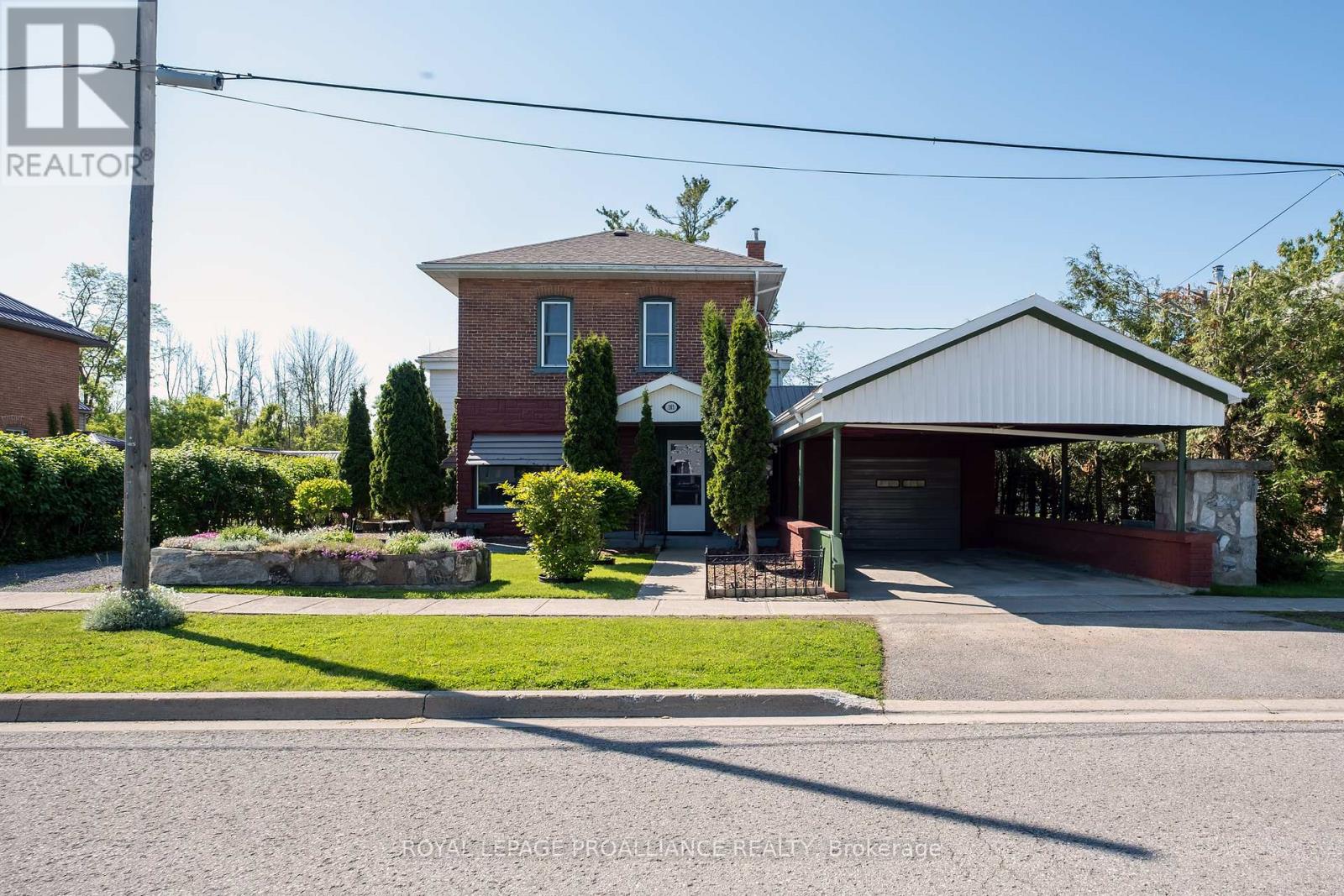 185 Wallace Street, Trent Hills (Campbellford), Ontario  K0L 1L0 - Photo 3 - X12193134