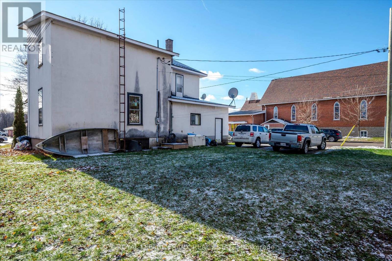 8 Ontario Street, Havelock-Belmont-Methuen (Havelock), Ontario  K0L 1Z0 - Photo 13 - X12193153
