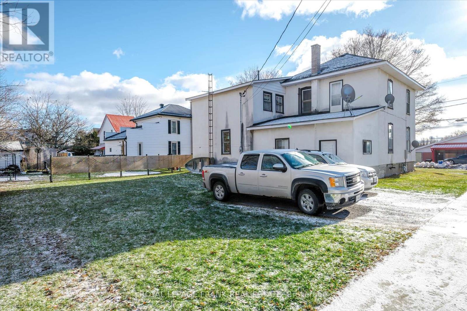 8 Ontario Street, Havelock-Belmont-Methuen (Havelock), Ontario  K0L 1Z0 - Photo 15 - X12193153