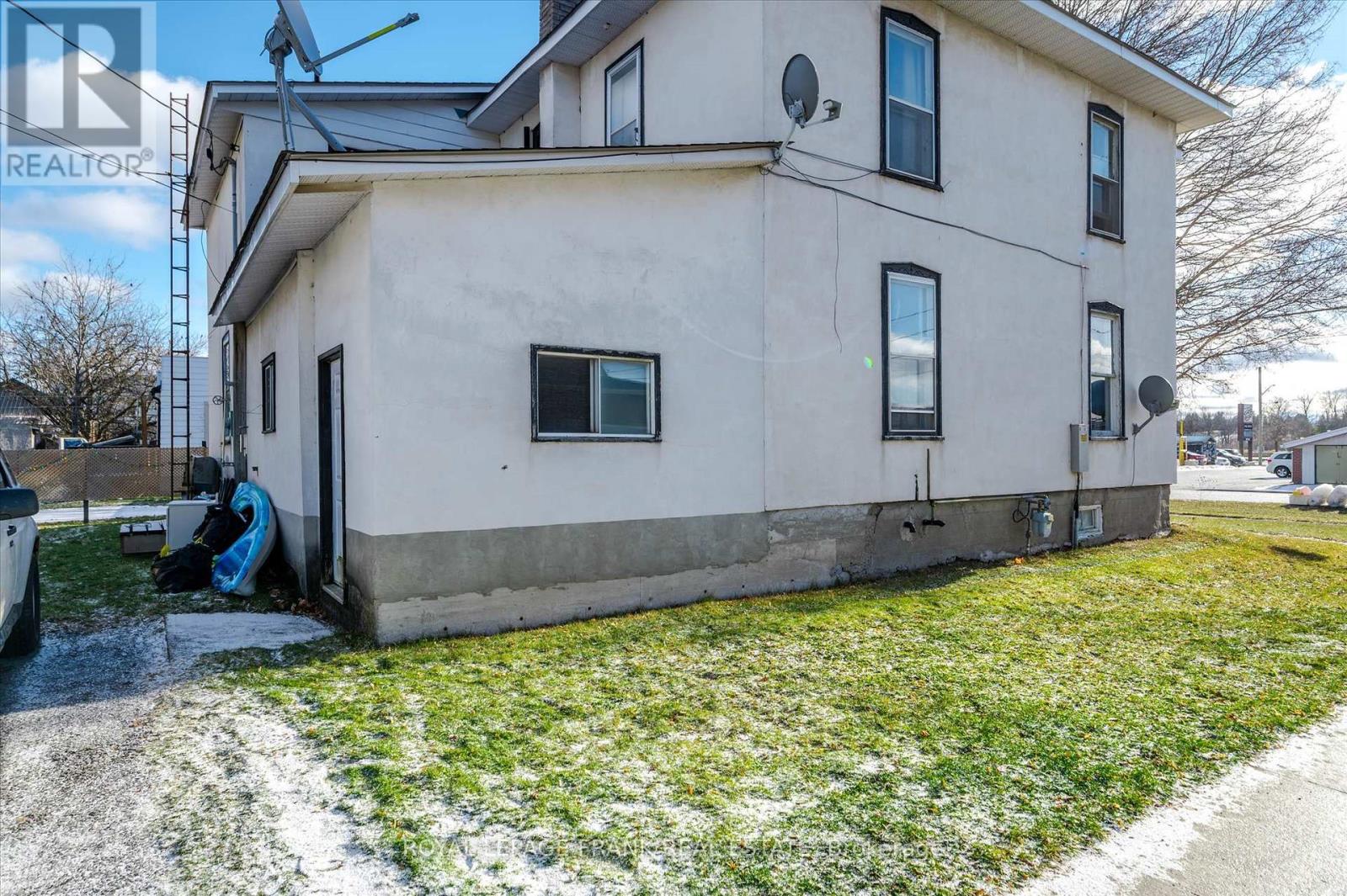 8 Ontario Street, Havelock-Belmont-Methuen (Havelock), Ontario  K0L 1Z0 - Photo 16 - X12193153