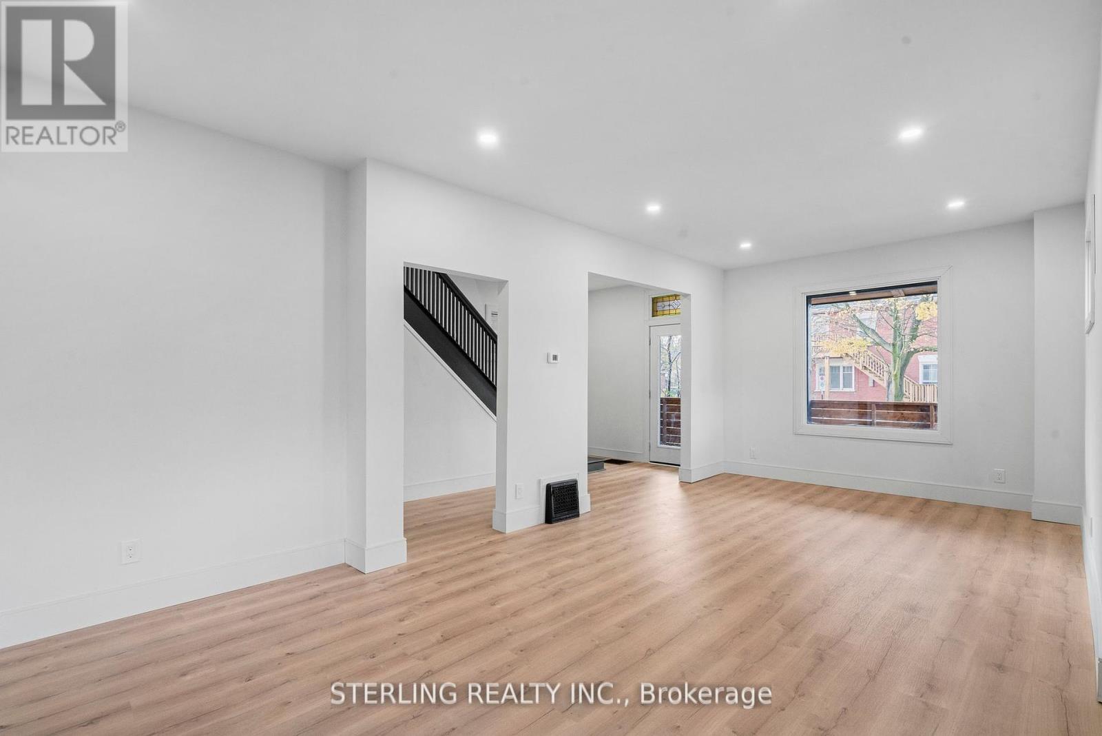 200 Stewart Street, Peterborough (Downtown), Ontario  K9J 3M5 - Photo 7 - X12193166