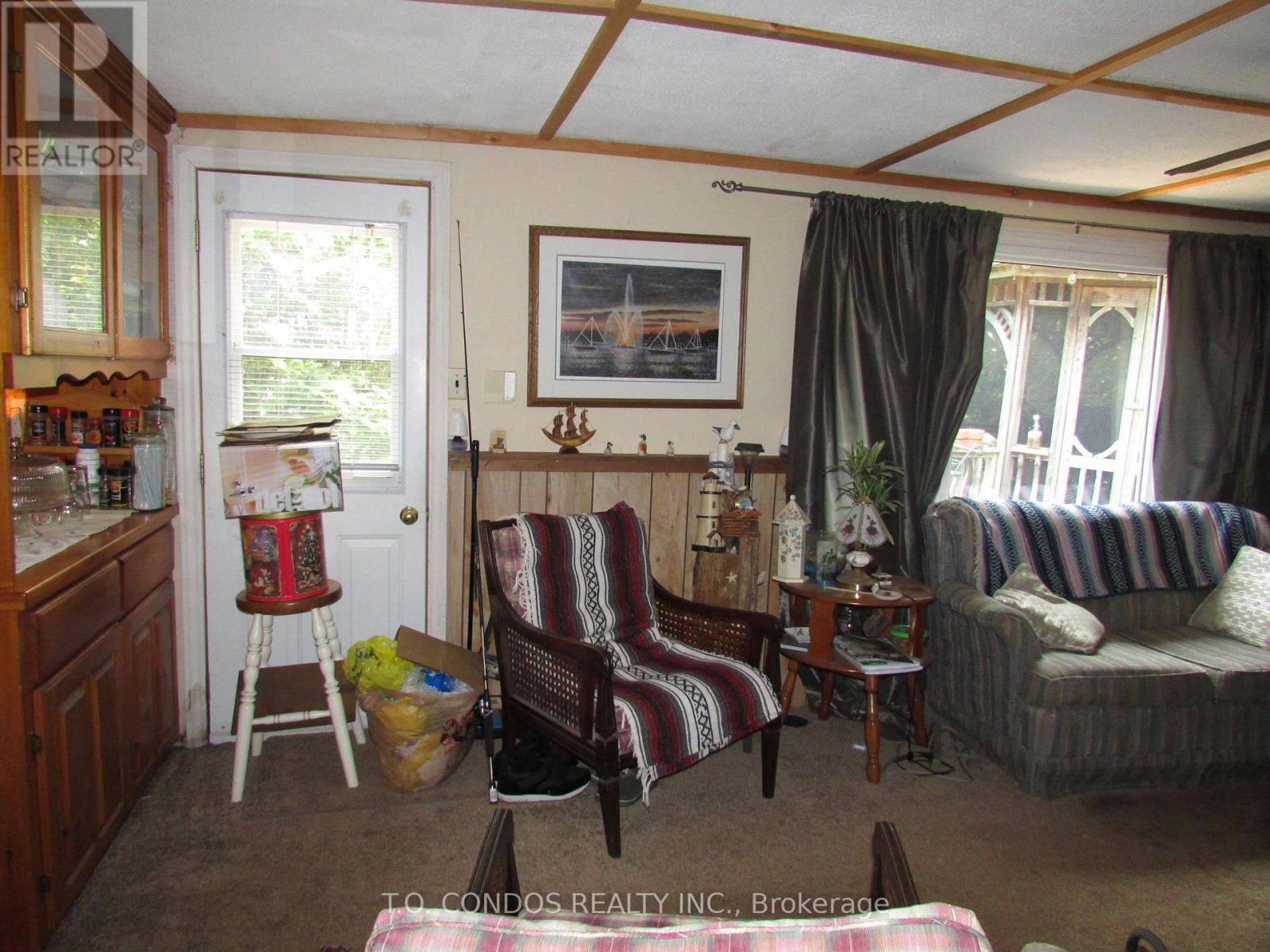 688 North Shore Drive E, Otonabee-South Monaghan, Ontario  K0L 1B0 - Photo 27 - X12193406
