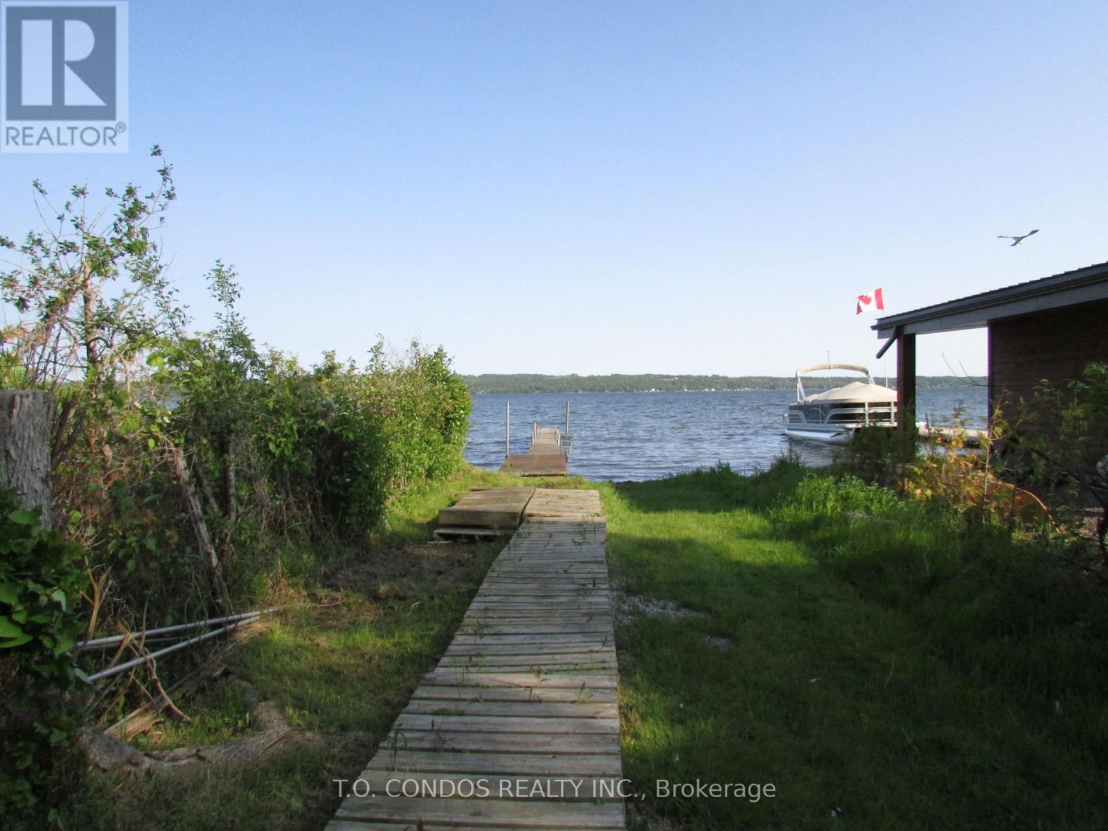 688 North Shore Drive E, Otonabee-South Monaghan, Ontario  K0L 1B0 - Photo 4 - X12193406