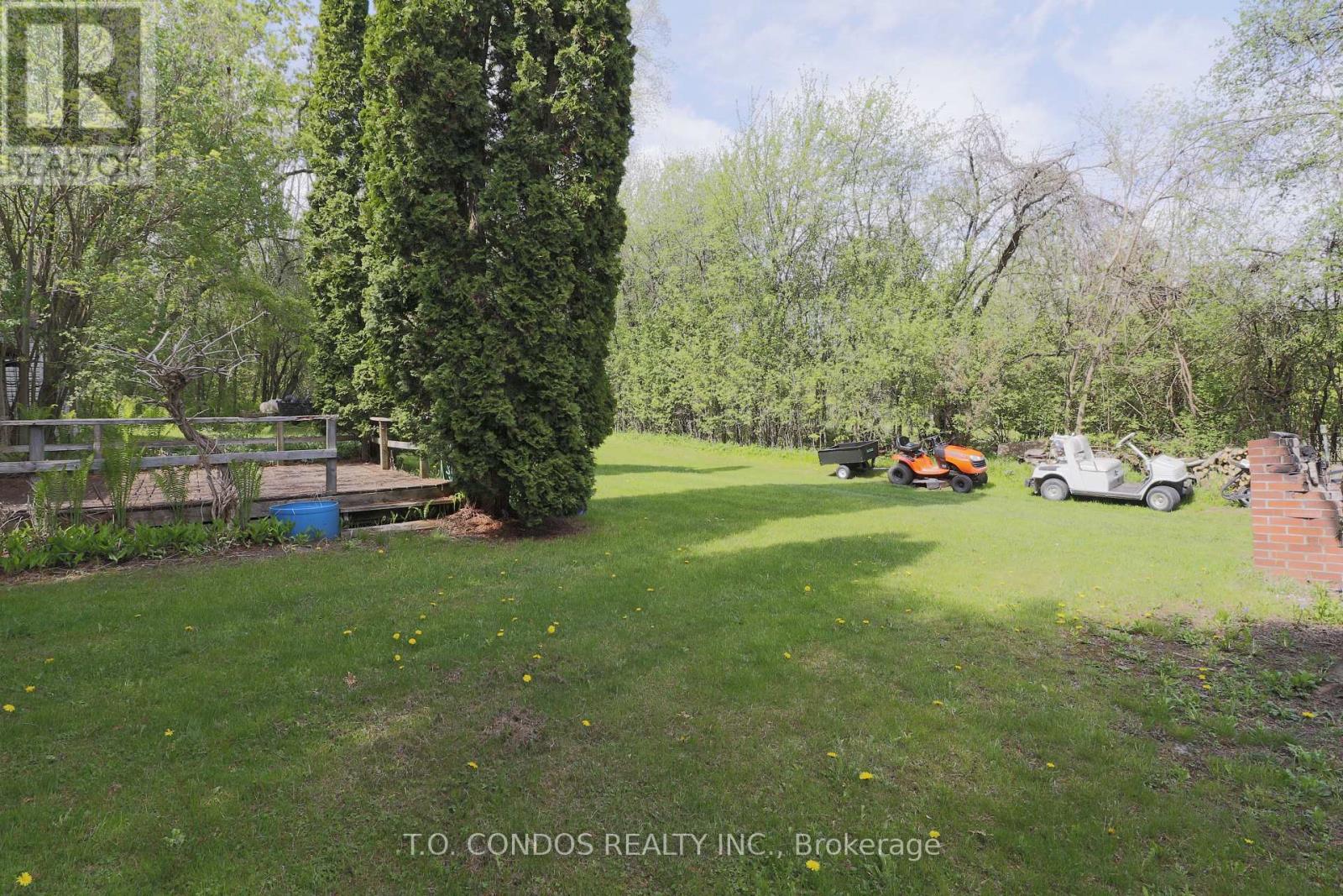688 North Shore Drive E, Otonabee-South Monaghan, Ontario  K0L 1B0 - Photo 41 - X12193406