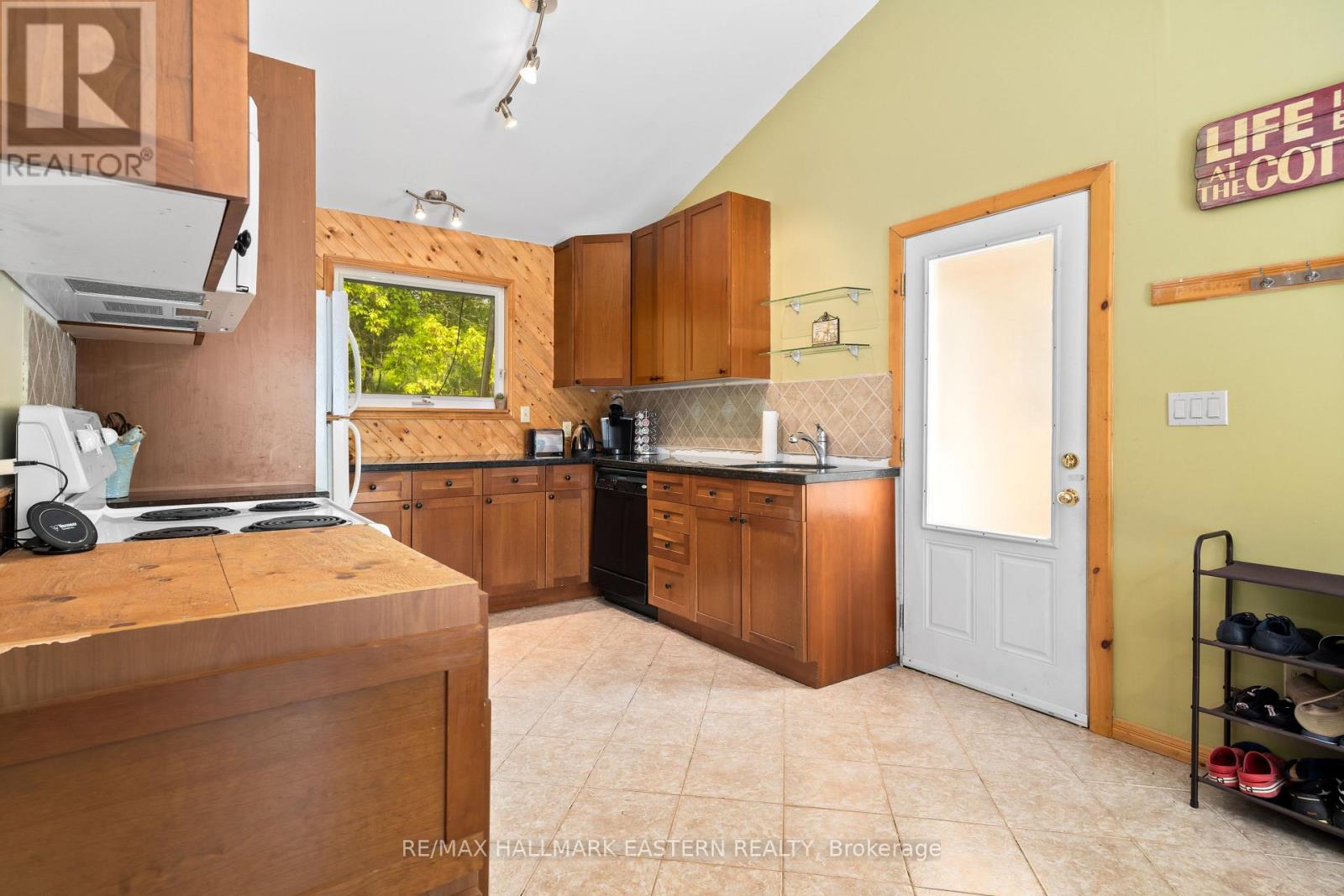 50 Long Island, Otonabee-South Monaghan, Ontario  K0L 1B0 - Photo 12 - X12193628