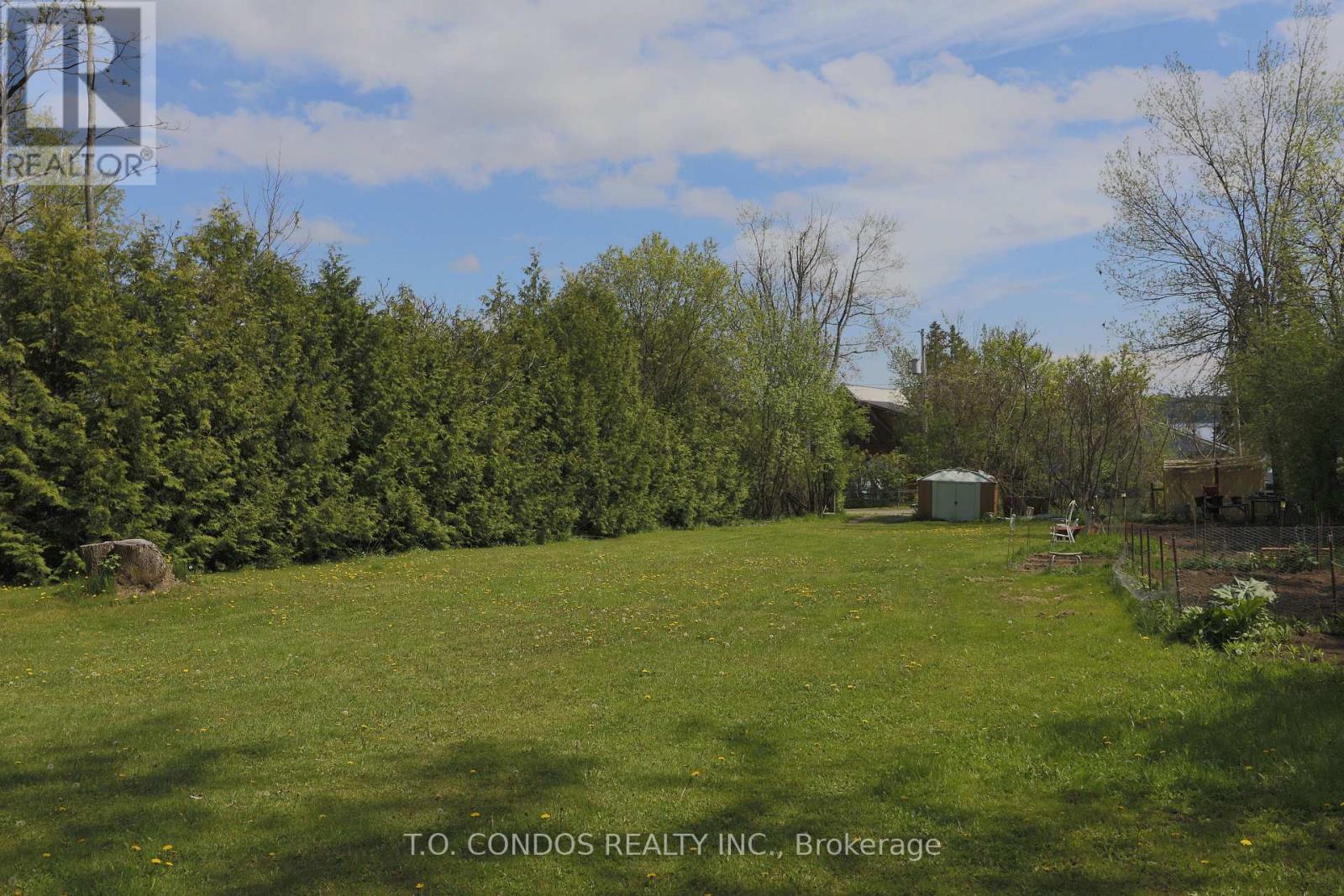 692 North Shore Drive E, Otonabee-South Monaghan, Ontario  K0L 1B0 - Photo 11 - X12194094