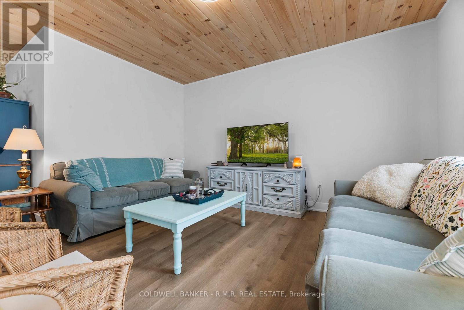 213 Pleasant Point Road, Kawartha Lakes (Fenelon), Ontario  K9V 4R6 - Photo 17 - X12194165