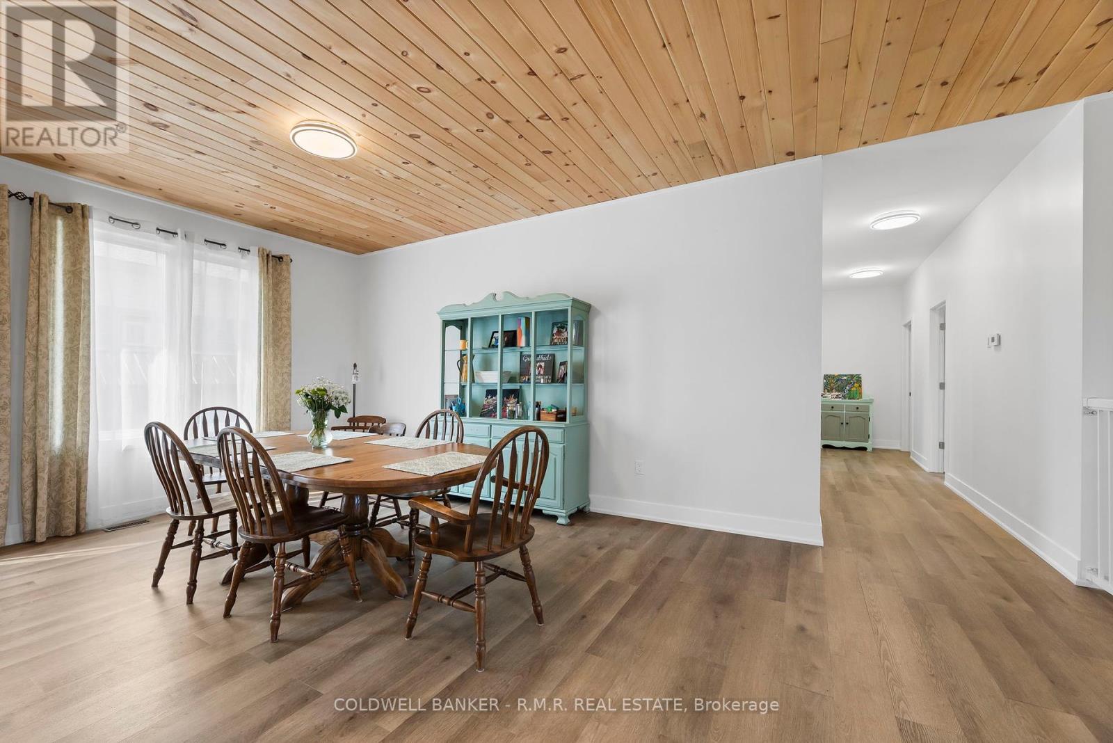 213 Pleasant Point Road, Kawartha Lakes (Fenelon), Ontario  K9V 4R6 - Photo 18 - X12194165
