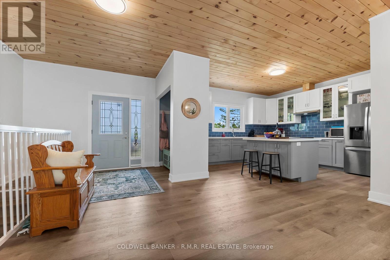 213 Pleasant Point Road, Kawartha Lakes (Fenelon), Ontario  K9V 4R6 - Photo 19 - X12194165
