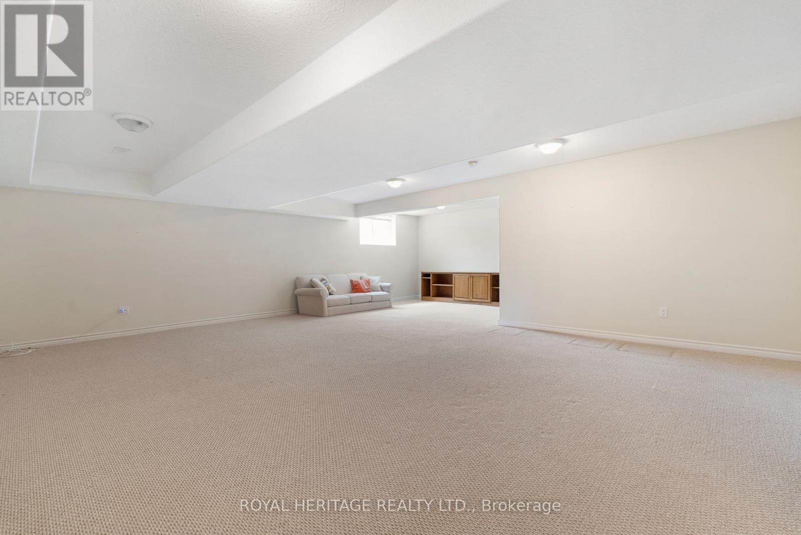 80 Chadwin Drive, Kawartha Lakes (Lindsay), Ontario  K9V 0E9 - Photo 20 - X12194235