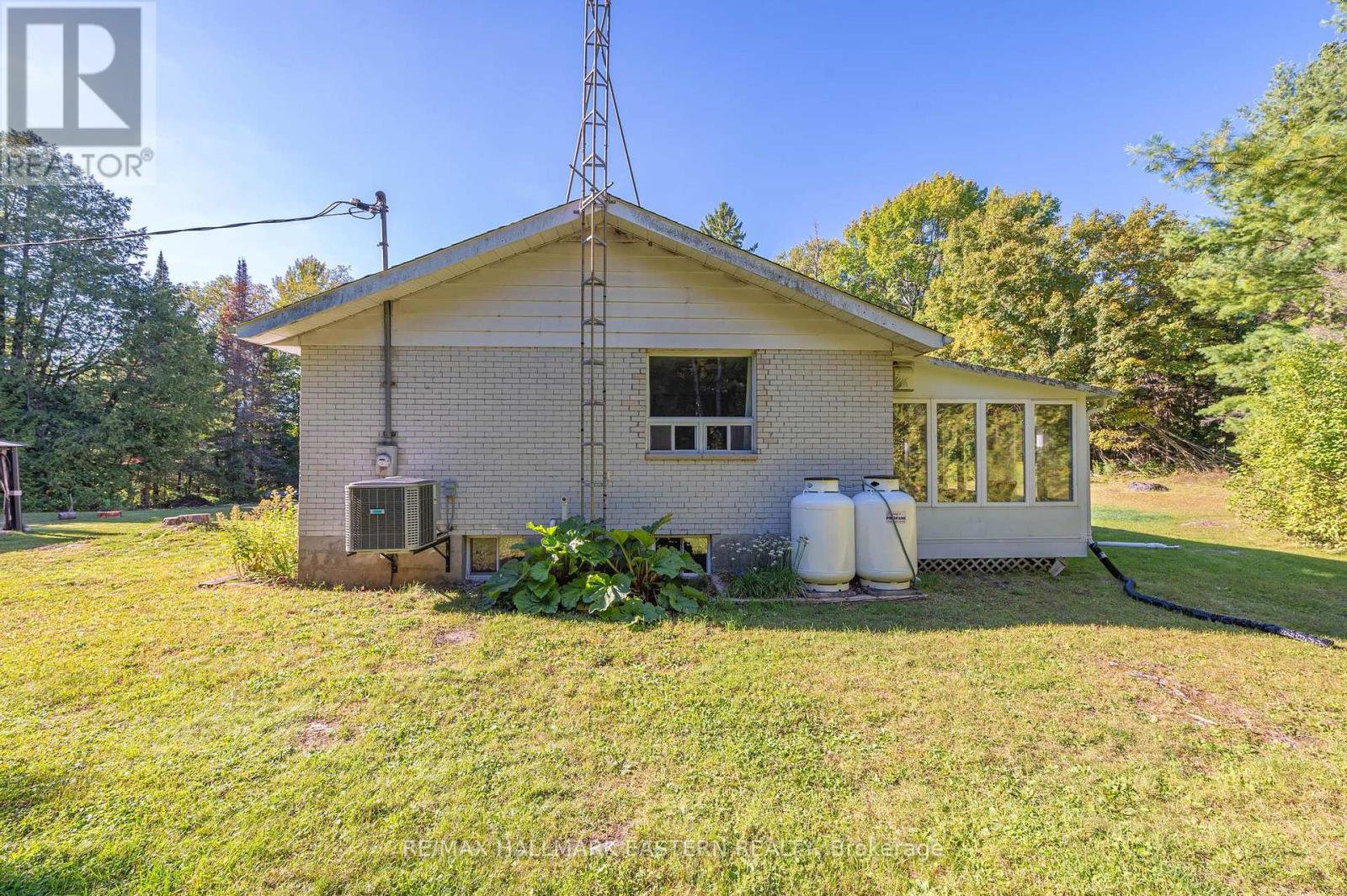 517 Belmont 2nd Line, Havelock-Belmont-Methuen (Belmont-Methuen), Ontario  K0L 1Z0 - Photo 30 - X12194327