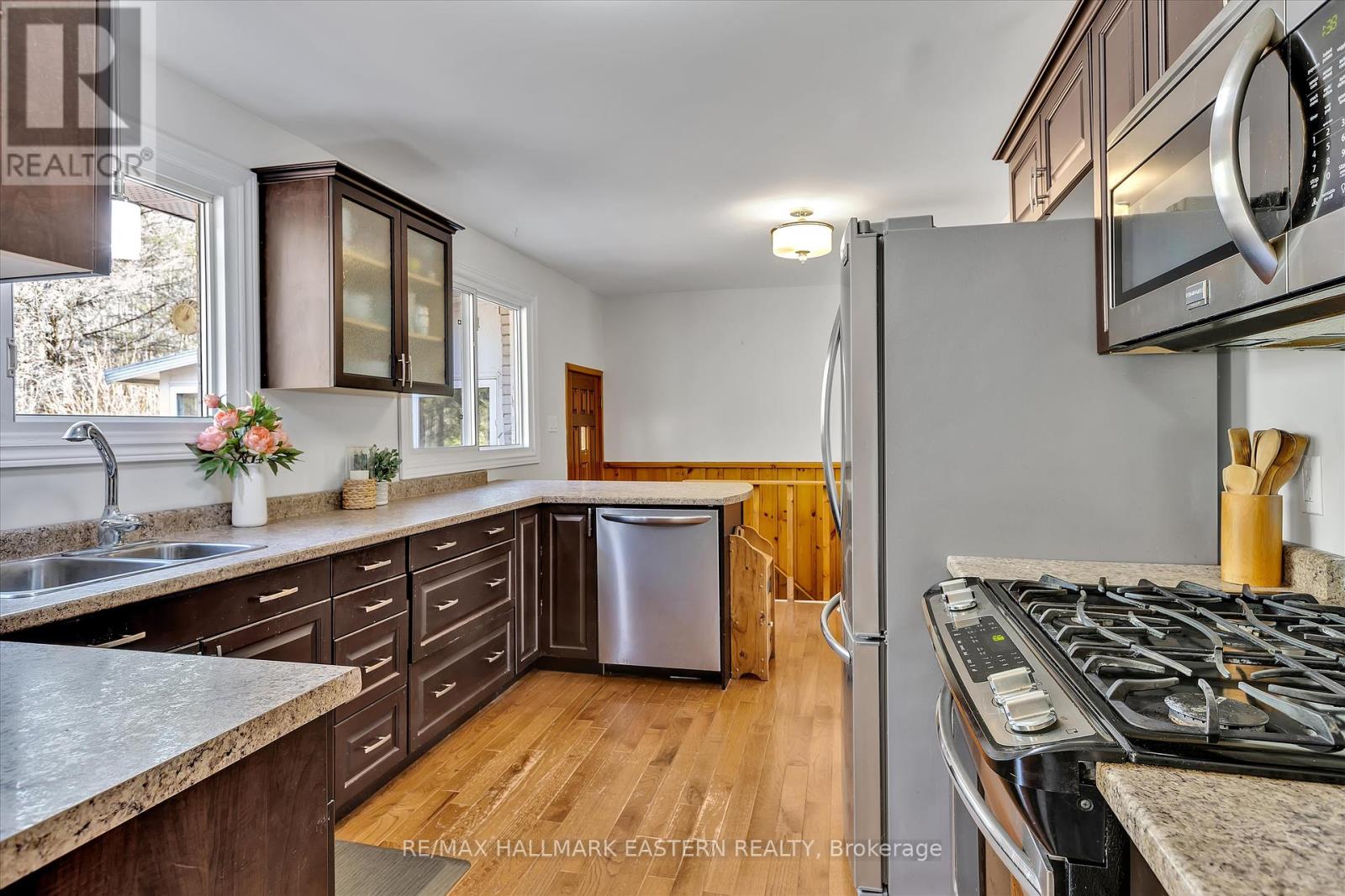 517 Belmont 2nd Line, Havelock-Belmont-Methuen (Belmont-Methuen), Ontario  K0L 1Z0 - Photo 8 - X12194327