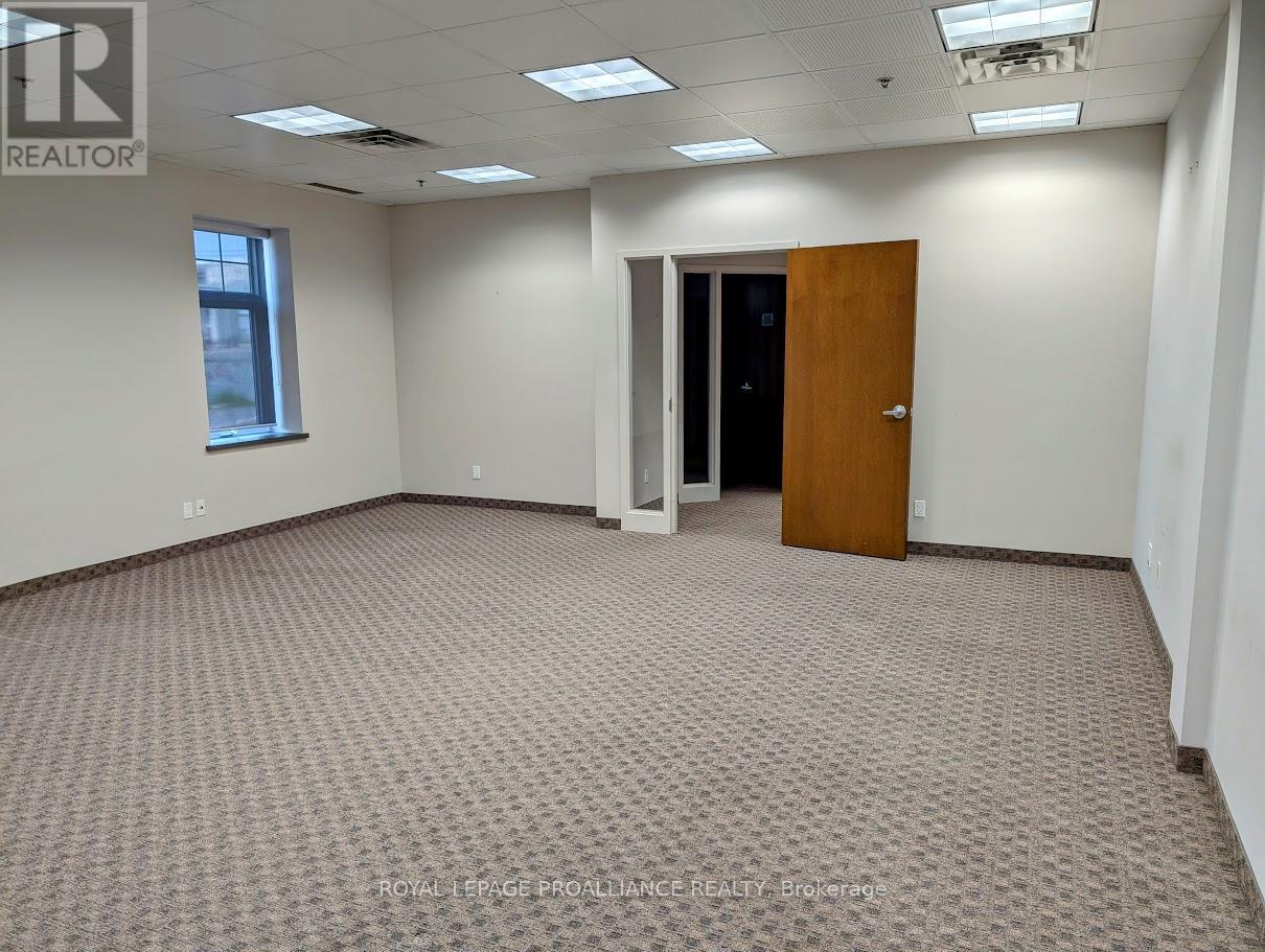 Unit 1 - 165 Sherbrooke Street, Peterborough (Downtown), Ontario  K9J 2N2 - Photo 9 - X12194475