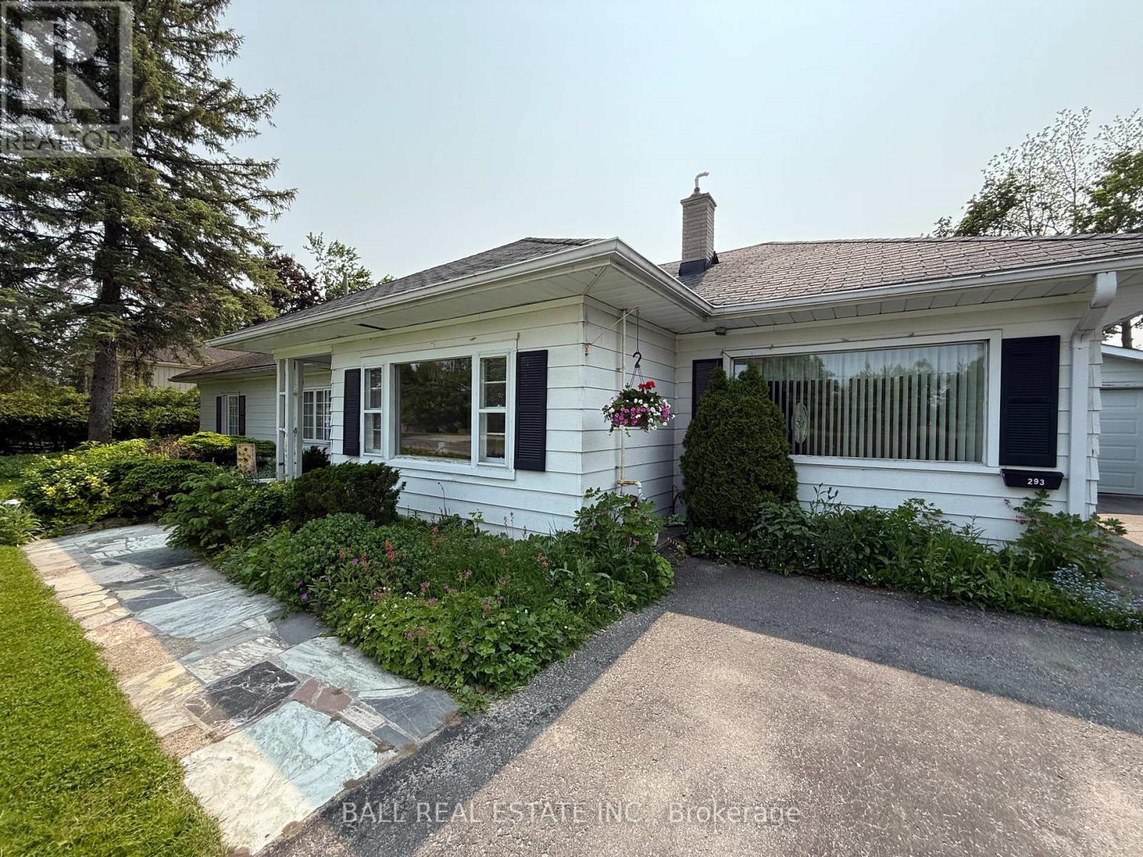 293 Wallis Drive, Peterborough West (North), Ontario  K9J 6E1 - Photo 10 - X12194654