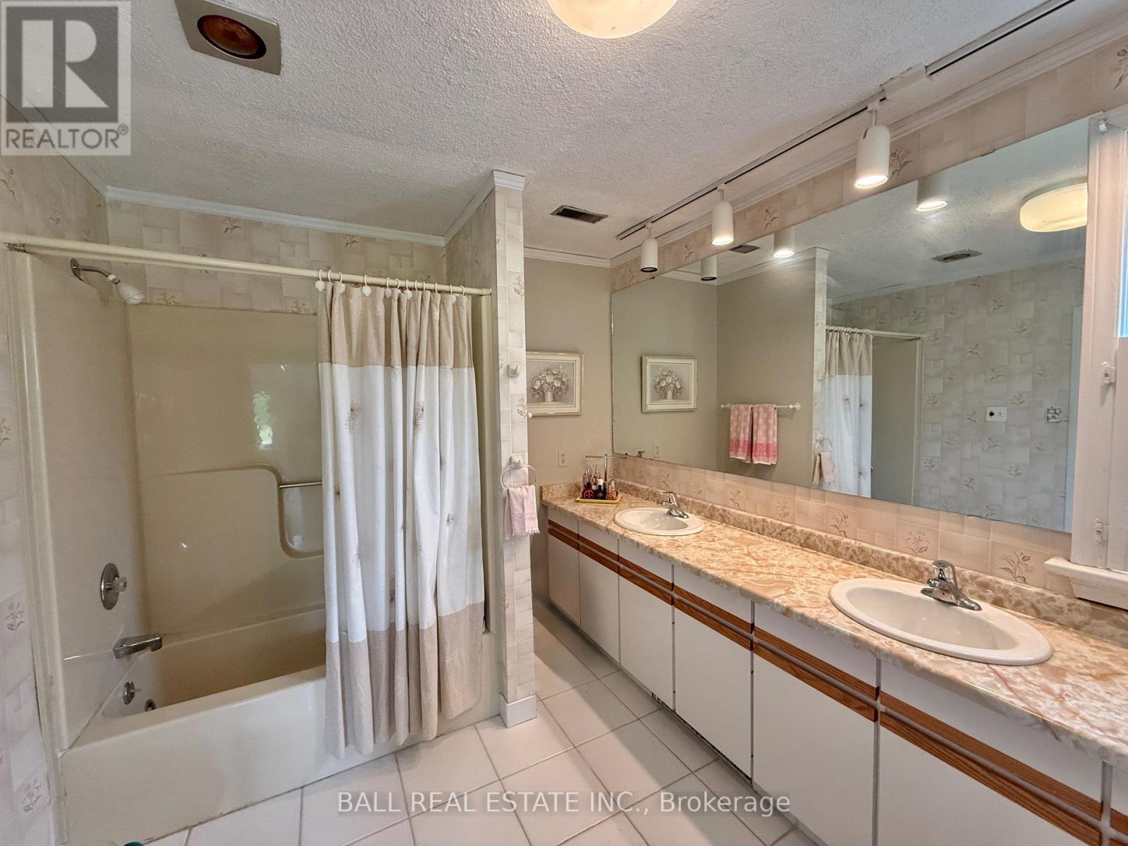 293 Wallis Drive, Peterborough West (North), Ontario  K9J 6E1 - Photo 30 - X12194654