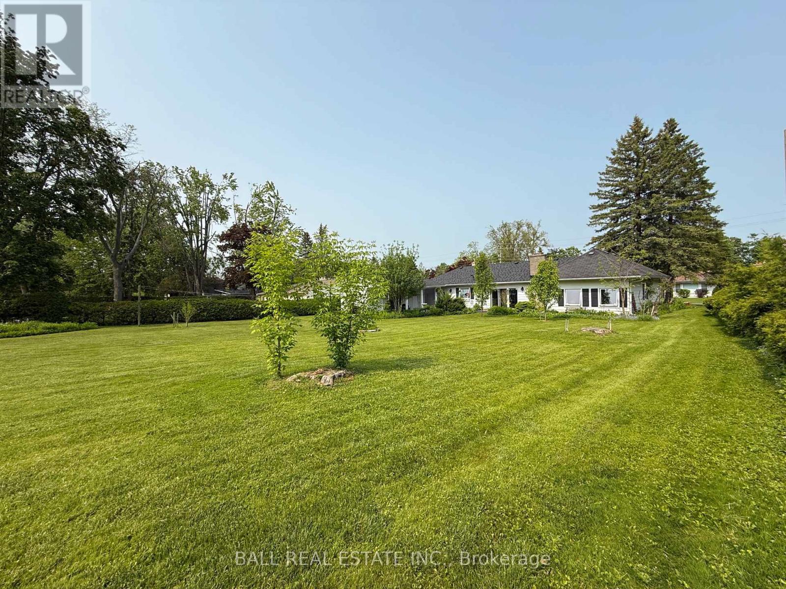 293 Wallis Drive, Peterborough West (North), Ontario  K9J 6E1 - Photo 6 - X12194654