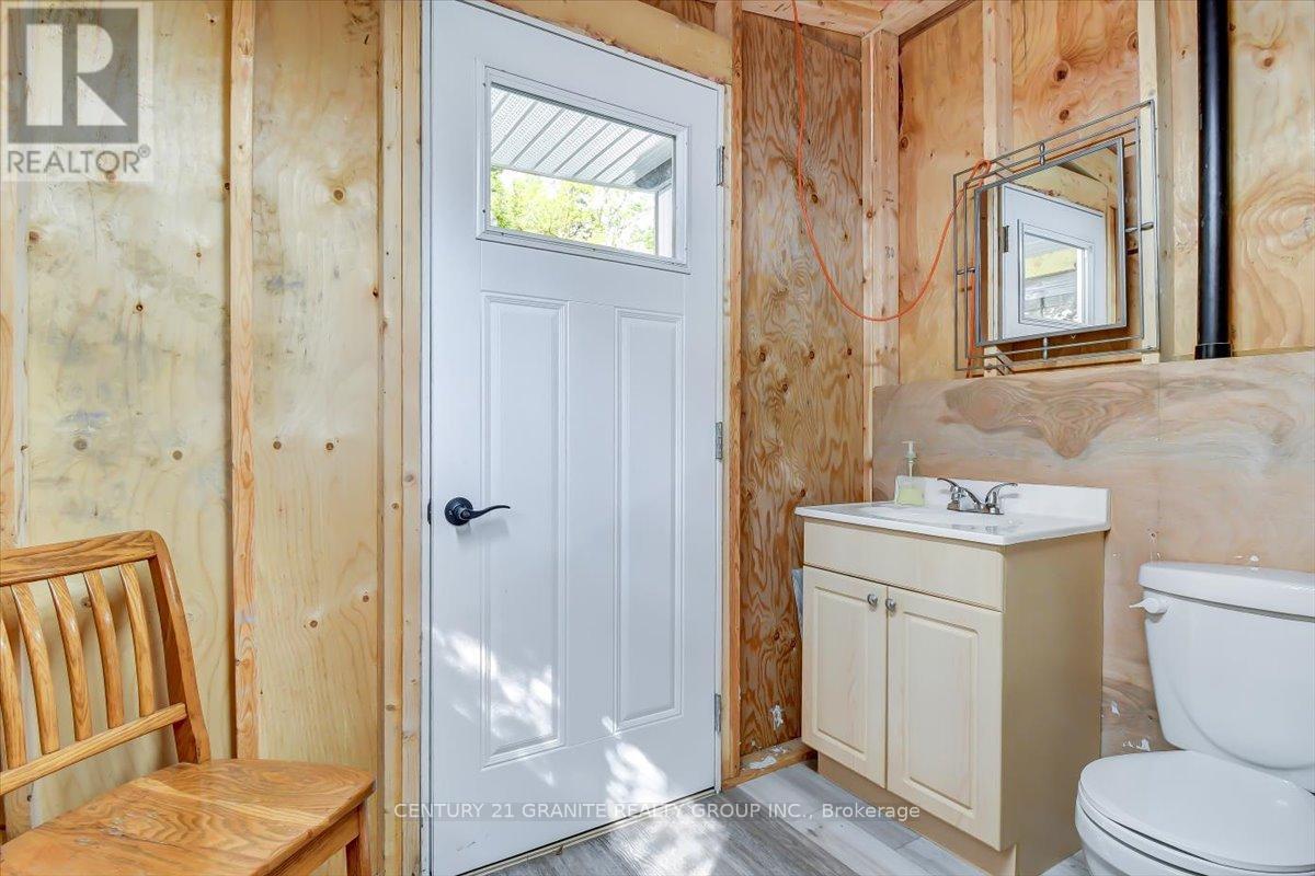 1009 Gossamer Lane, Highlands East (Cardiff Ward), Ontario  K0L 1C0 - Photo 20 - X12194782