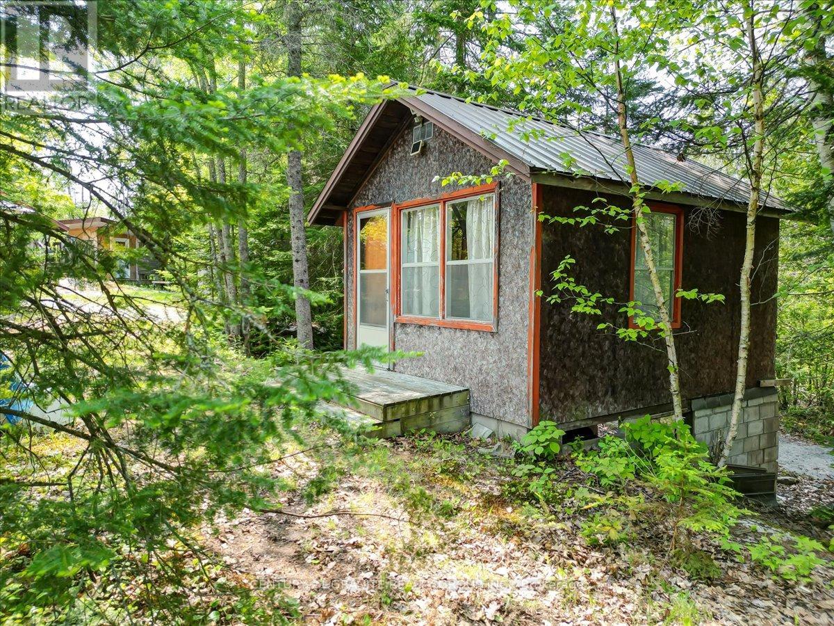 1009 Gossamer Lane, Highlands East (Cardiff Ward), Ontario  K0L 1C0 - Photo 29 - X12194782