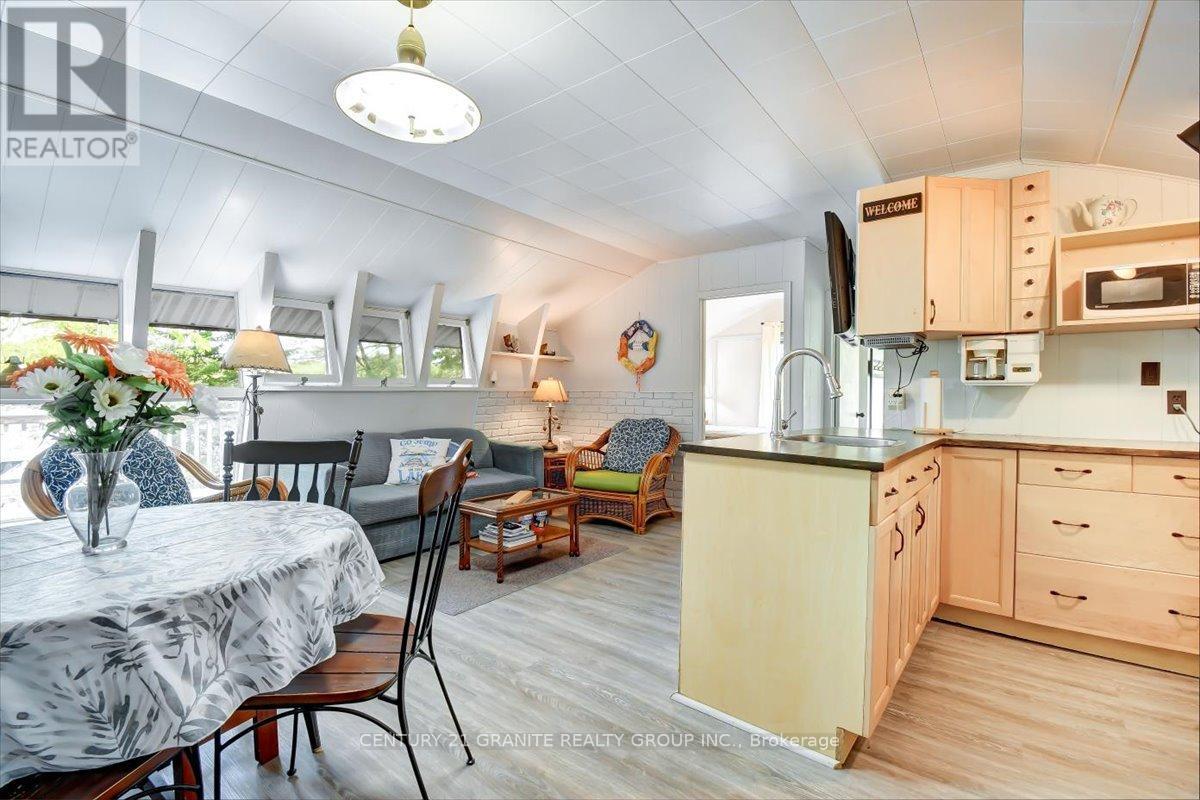 1009 Gossamer Lane, Highlands East (Cardiff Ward), Ontario  K0L 1C0 - Photo 7 - X12194782