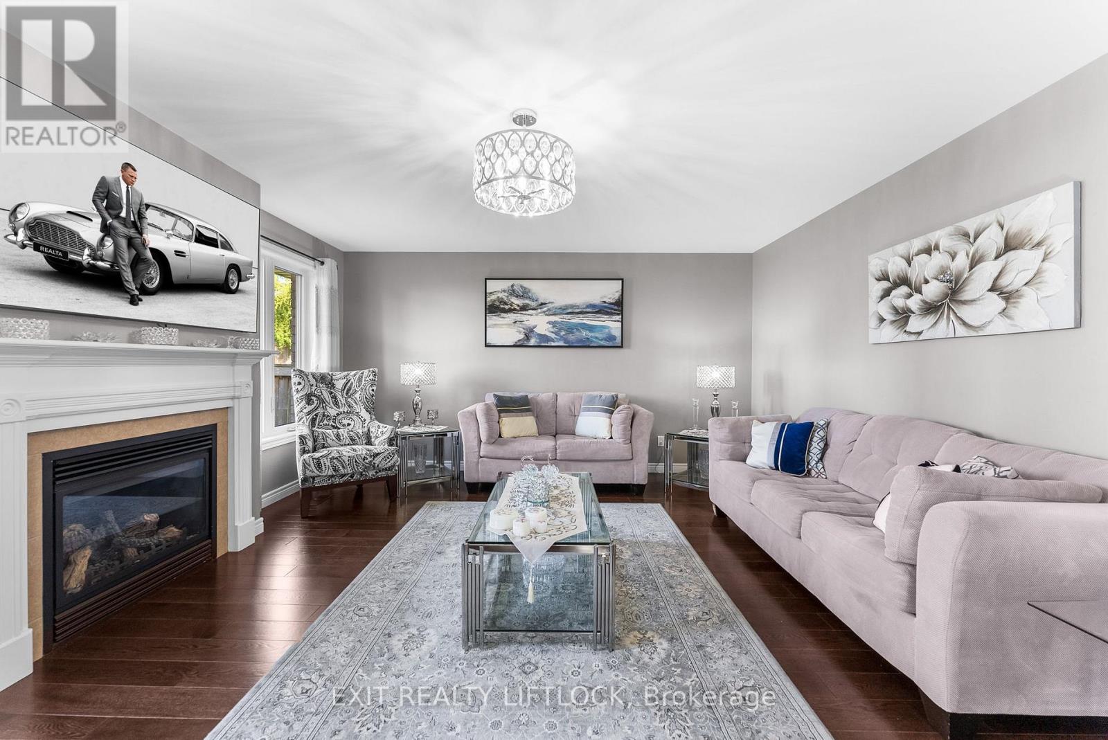182 Chandler Crescent, Peterborough North (North), Ontario  K9J 0H3 - Photo 12 - X12194921