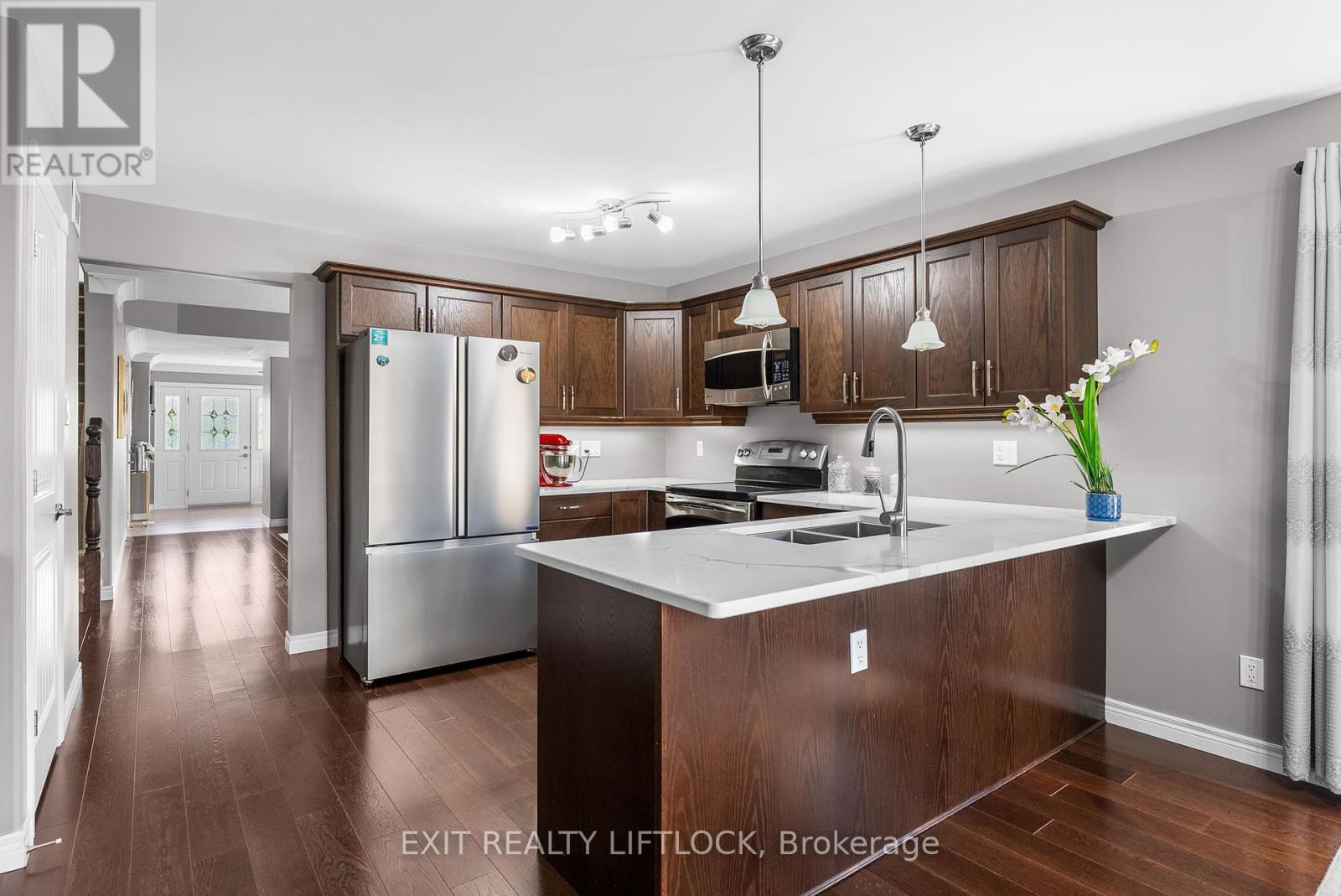 182 Chandler Crescent, Peterborough North (North), Ontario  K9J 0H3 - Photo 13 - X12194921
