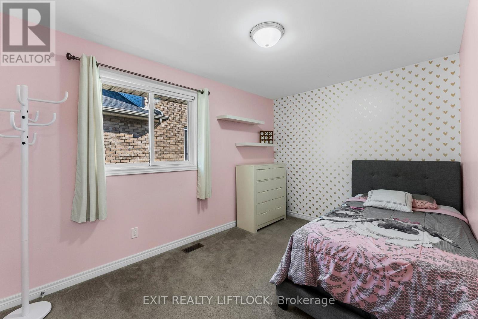 182 Chandler Crescent, Peterborough North (North), Ontario  K9J 0H3 - Photo 20 - X12194921