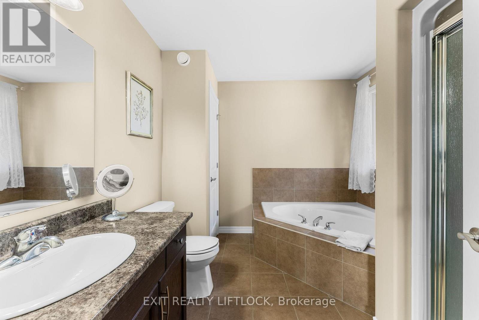182 Chandler Crescent, Peterborough North (North), Ontario  K9J 0H3 - Photo 31 - X12194921