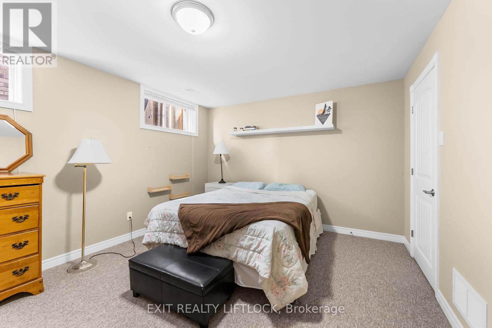 182 Chandler Crescent, Peterborough North (North), Ontario  K9J 0H3 - Photo 37 - X12194921