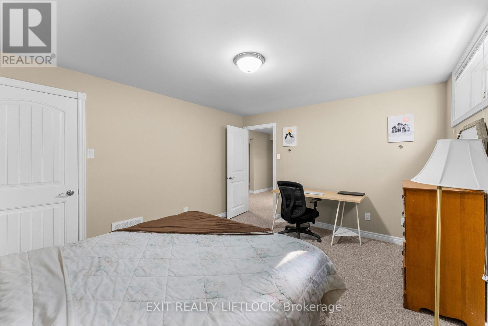 182 Chandler Crescent, Peterborough North (North), Ontario  K9J 0H3 - Photo 38 - X12194921