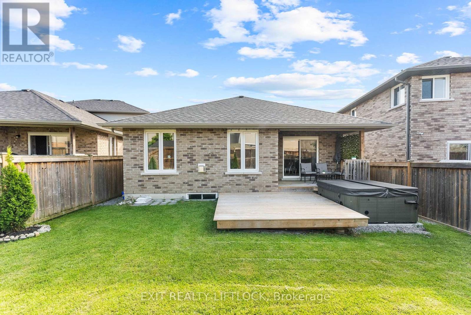182 Chandler Crescent, Peterborough North (North), Ontario  K9J 0H3 - Photo 46 - X12194921
