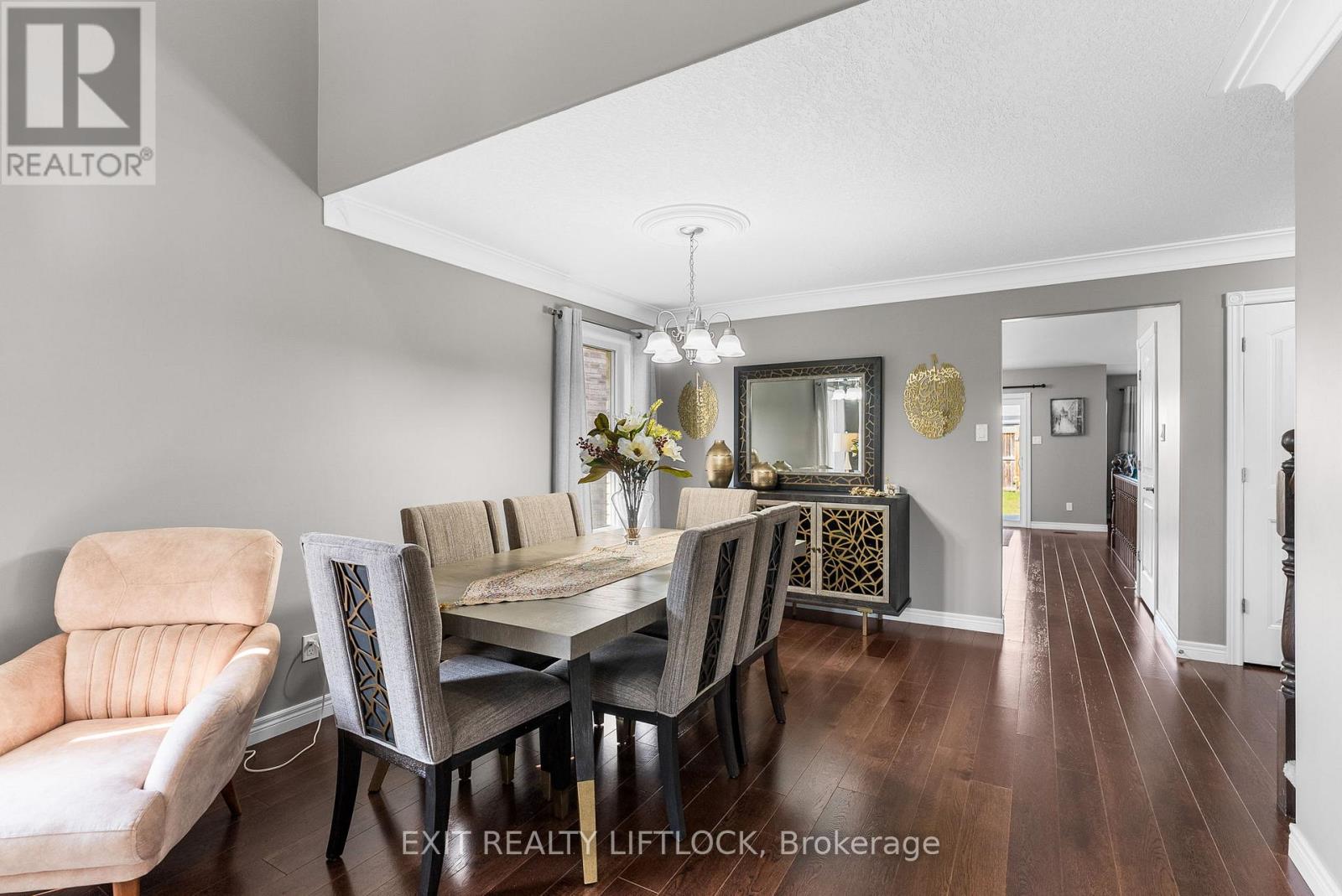 182 Chandler Crescent, Peterborough North (North), Ontario  K9J 0H3 - Photo 9 - X12194921