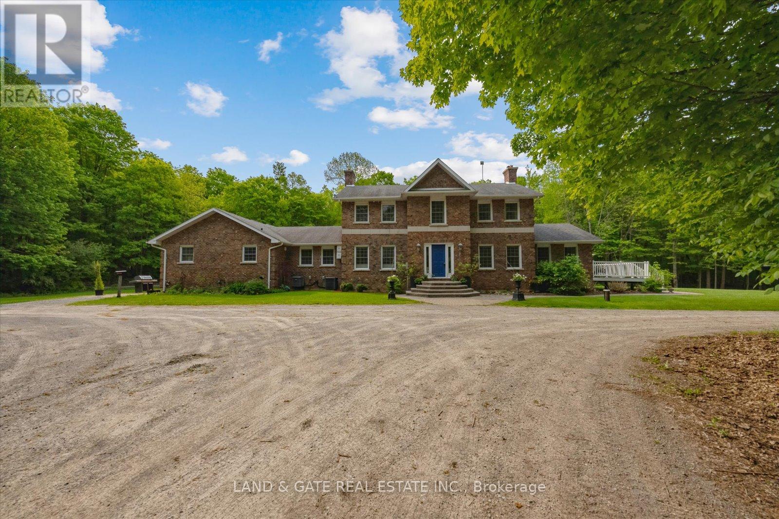 398 Sandy Hook Road, Kawartha Lakes (Manvers), Ontario  L0A 1K0 - Photo 3 - X12195244