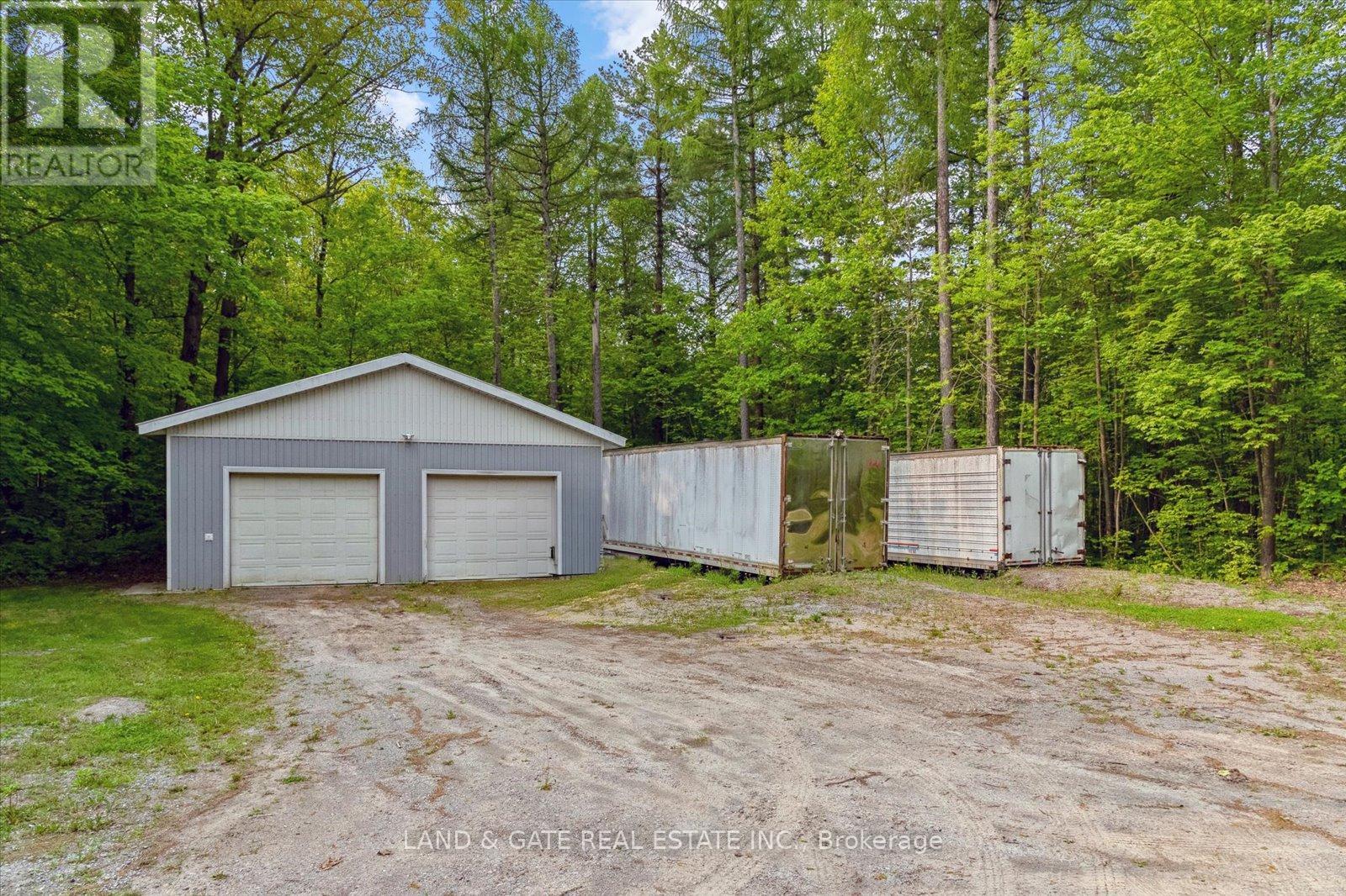 398 Sandy Hook Road, Kawartha Lakes (Manvers), Ontario  L0A 1K0 - Photo 43 - X12195244